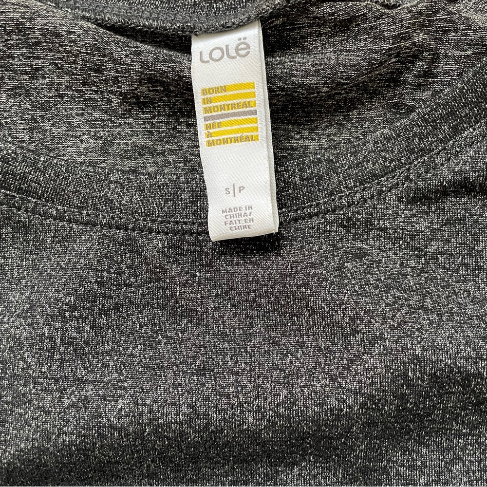 Boxy Lole tshirt with split back - Picture 2 of 5